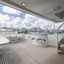Serenity Yacht 
