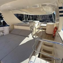 Timeout Together Yacht 