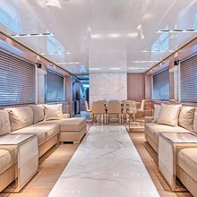 5 Aces Yacht 