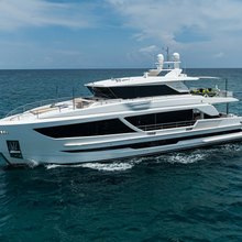 Aqua Life Yacht 