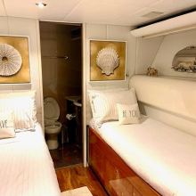 Chaser Yacht 