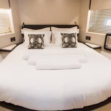 Alyss Yacht 
