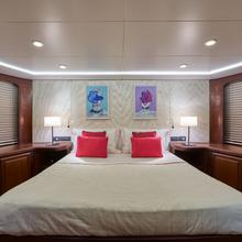 Deneb's Daughters Yacht 