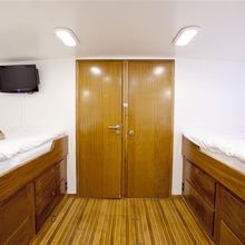Spoom Yacht 