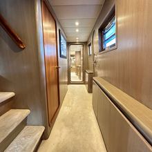 Cheetah Moon Yacht 
