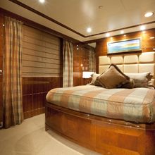 Coco Yacht Guest Queen Stateroom