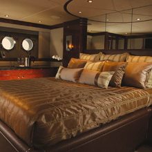Ghost Yacht 