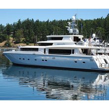 Luna Yacht 