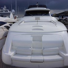 Yellow Turtle Yacht 