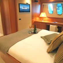 New Beginnings of London Yacht 