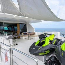 Aqua Life Yacht 