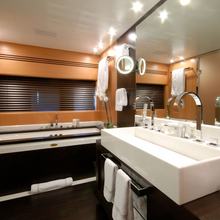 D'One Yacht Master Bathroom