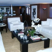 MP5 Yacht Main Salon