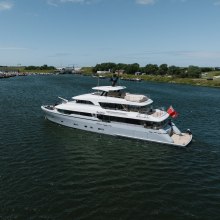 Lollipop Yacht 
