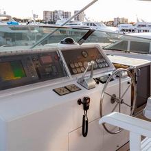 Cru Yacht 