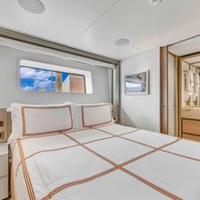 Pearl Yacht 