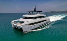 Explore the best of Thailand with The White Lotus charter yacht SPACE CAT 