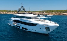 Experience a Mediterranean yacht charter for less with last-minute end of season deals