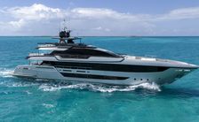 New-for-2026 superyacht SETTE joins West Mediterranean charter fleet