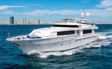 Charter Yacht XOXO Opens Availability for Thanksgiving Yacht Charters in Florida