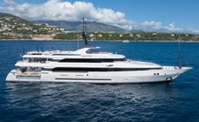 52M Superyacht Charter SOLAFIDE Strikes Gold With First Award At ISS Design & Leadership Awards