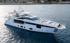 Azimut Superyacht MIKOH Makes Her Debut on the Mediterranean Yacht Charter Market