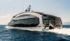 Fill-the-gap availability: Luxury charter yacht THIS IS IT offers exclusive Ionian Islands escape this July