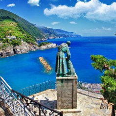 Enjoy the Beauty of Monterosso