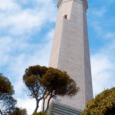 Visit the Cap Ferrat lighthouse