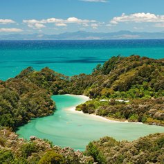 Discover New Zealand Your Own Way on a Charter Vacation