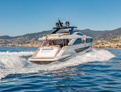 BACCARAT Yacht Photos - 30m Luxury Motor Yacht for Charter