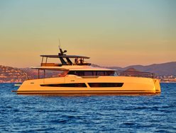 Christal Mio photo 1