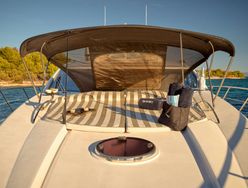 Sunseeker Predator 72 Ghost photo 2