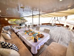 Queen Atlantis photo 2