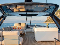 Sea Diamond photo 3