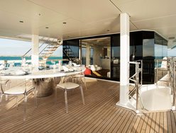 motor yacht home rental