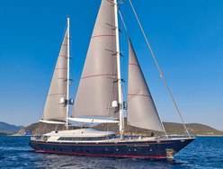 Almyra II photo 1