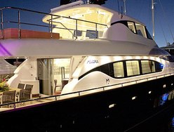 Lady Nina VI photo 1