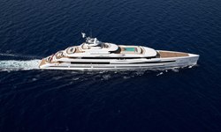 Lana yacht charter 