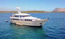 Soprano yacht charter 