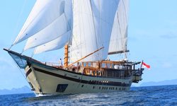 Lamima yacht charter 