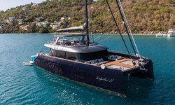 Relentless II yacht charter 