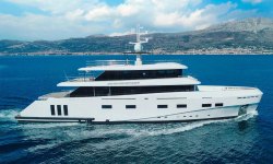 Renata yacht charter 
