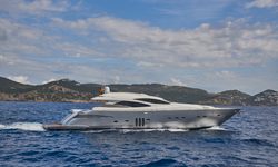 Danzas yacht charter 