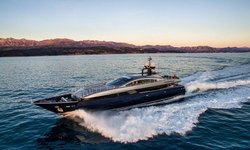 Lucky Me Yacht Academy 