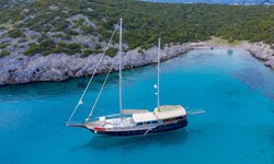 Dream A yacht charter 