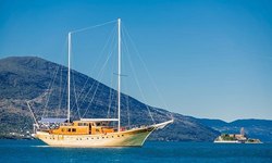 Kaya Gunery II yacht charter 