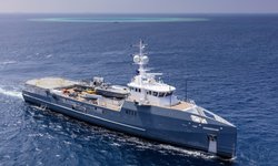 Dapple yacht charter 