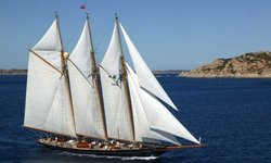 Shenandoah of Sark yacht charter 