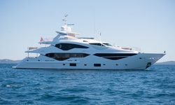 E-Motion yacht charter 